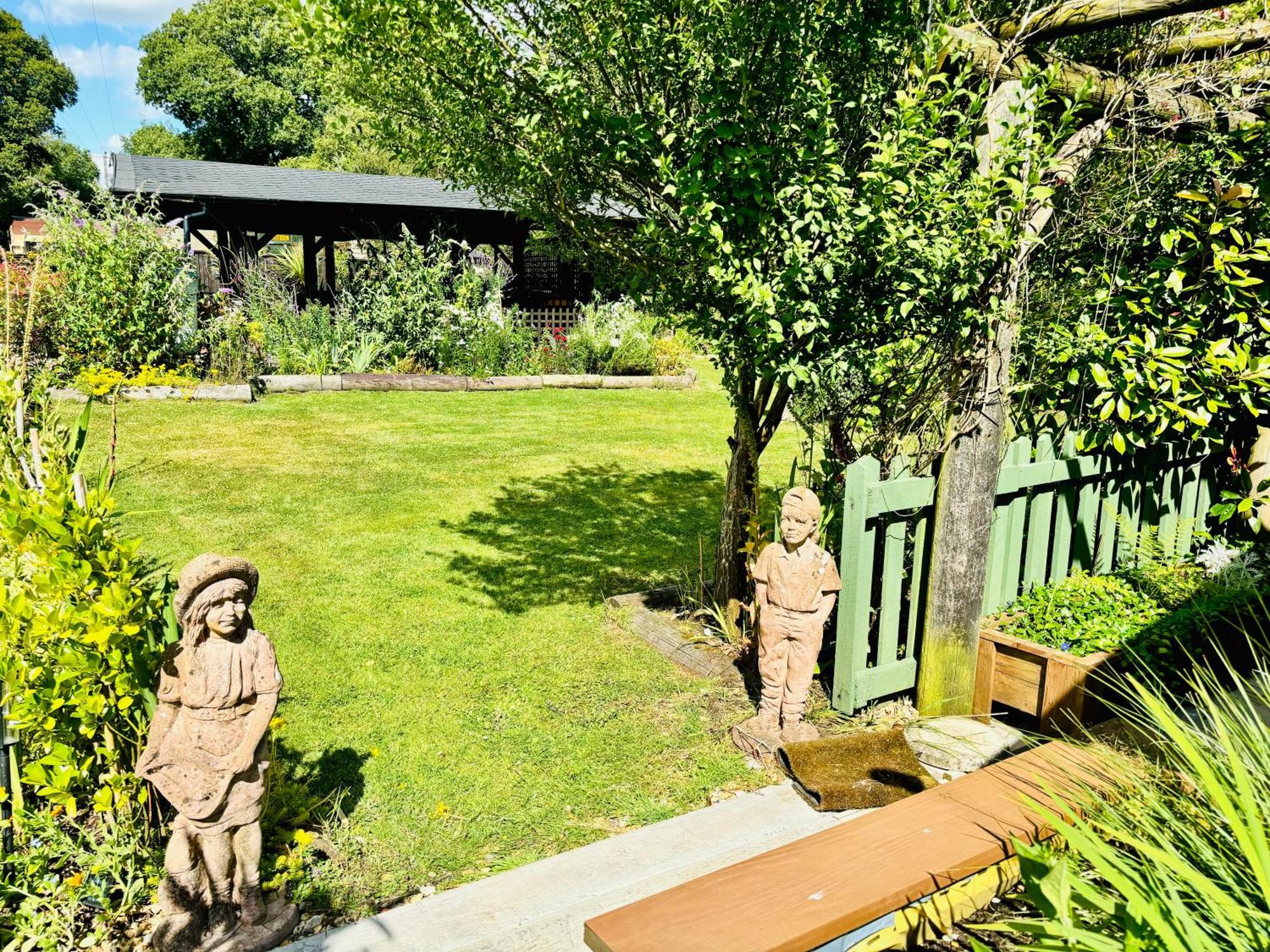 Апартаменти Hideaway Lytchett Matravers Екстер'єр фото